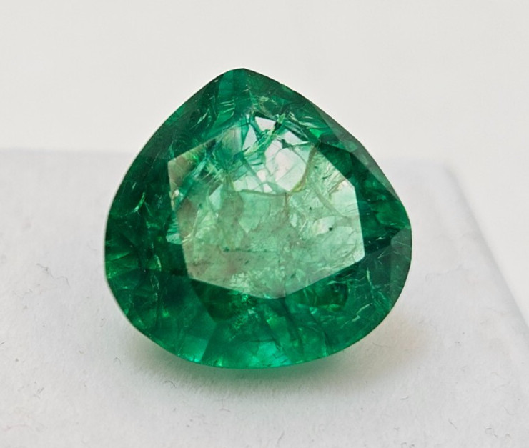 Emerald Natural 8-9 Ct Pear Cut Green Colour EGL Certified Loose Gemstone KH1028