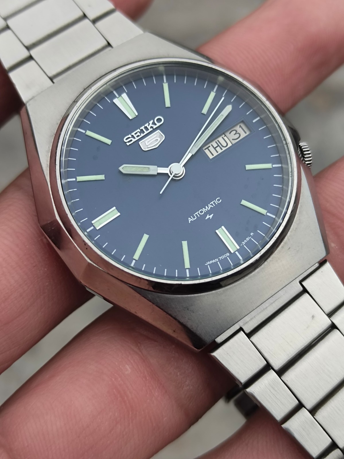 Mint Seiko 5 Automatic Deep Royal Blue Dial — 7009-8830 Japan Collector’s Grade