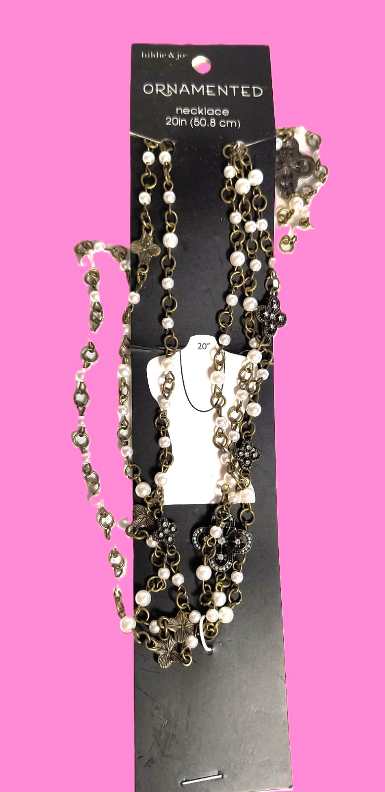 Hildie & Jo New with Tags Women’s Ornamented Necklace 20″ Imitation Pearls