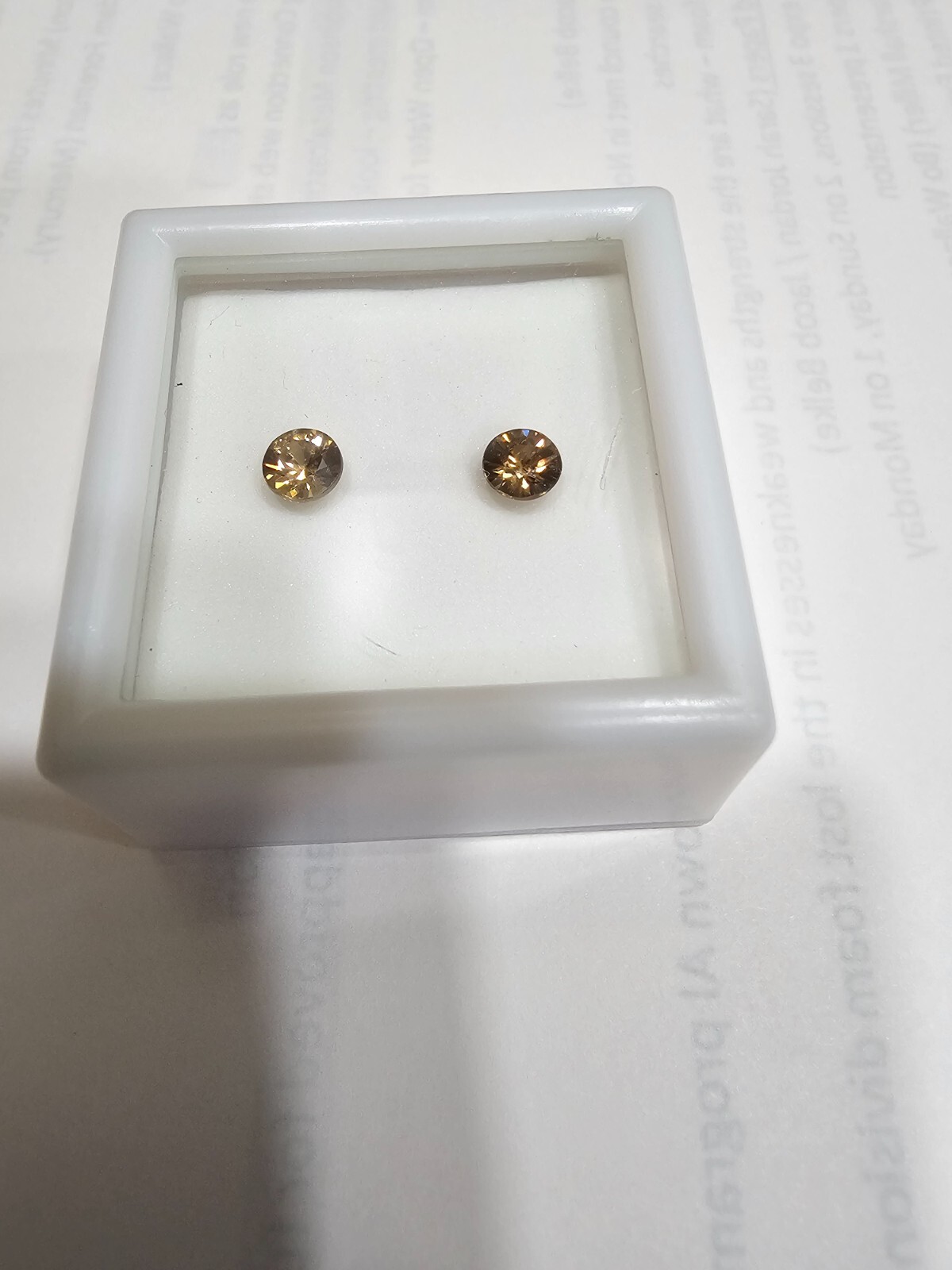 2 CLEAN NATURAL BROWN ZIRCON ROUND CUTGEMSTONES 1.45Cts Total Weight