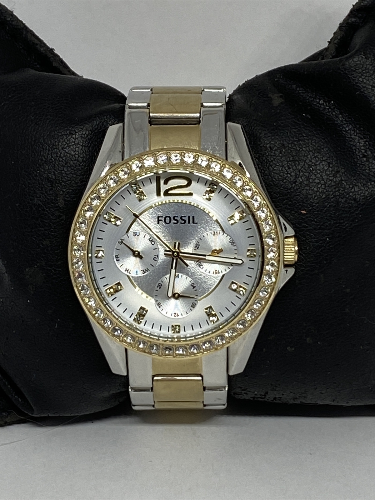 Fossil Riley ES3204 Women’s Stainless Steel Analog Dial Quartz Wrist Watch UC418