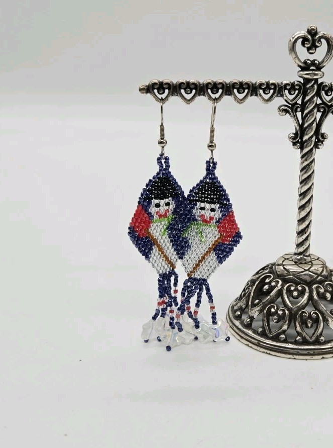 Snowman Seed Beaded Earrings Christmas Gift Party Handmade Festive 3.75 in