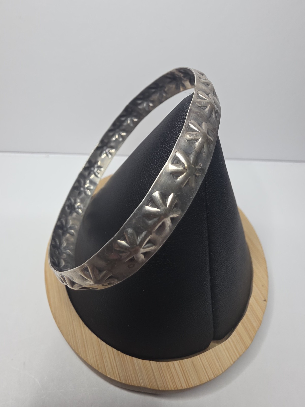 Vintage Sterling Silver Etched Starburst Bangle Bracelet Stamp 10g
