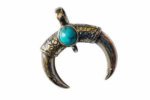 Turquoise Tribal Claw Pendant Necklace – Engraved Silver‑Tone Amulet Charm