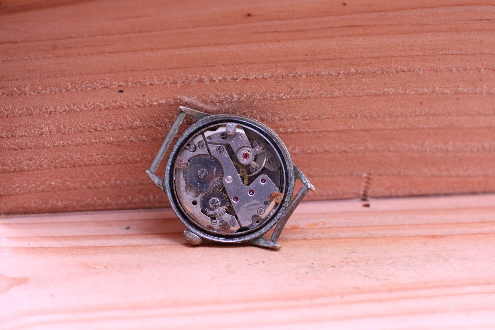 JUNIOR 15 CAL. FE 233-66 VINTAGE MEN’S WRIST WATCH 30mm FOR REPAIR (A4)