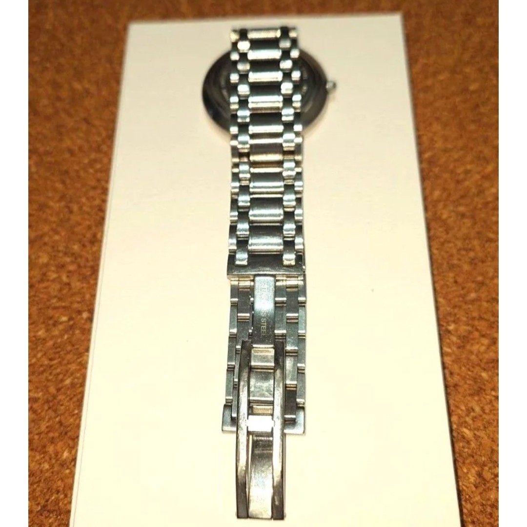 Working item Burberry ladies’ wristwatch on July 2 2023