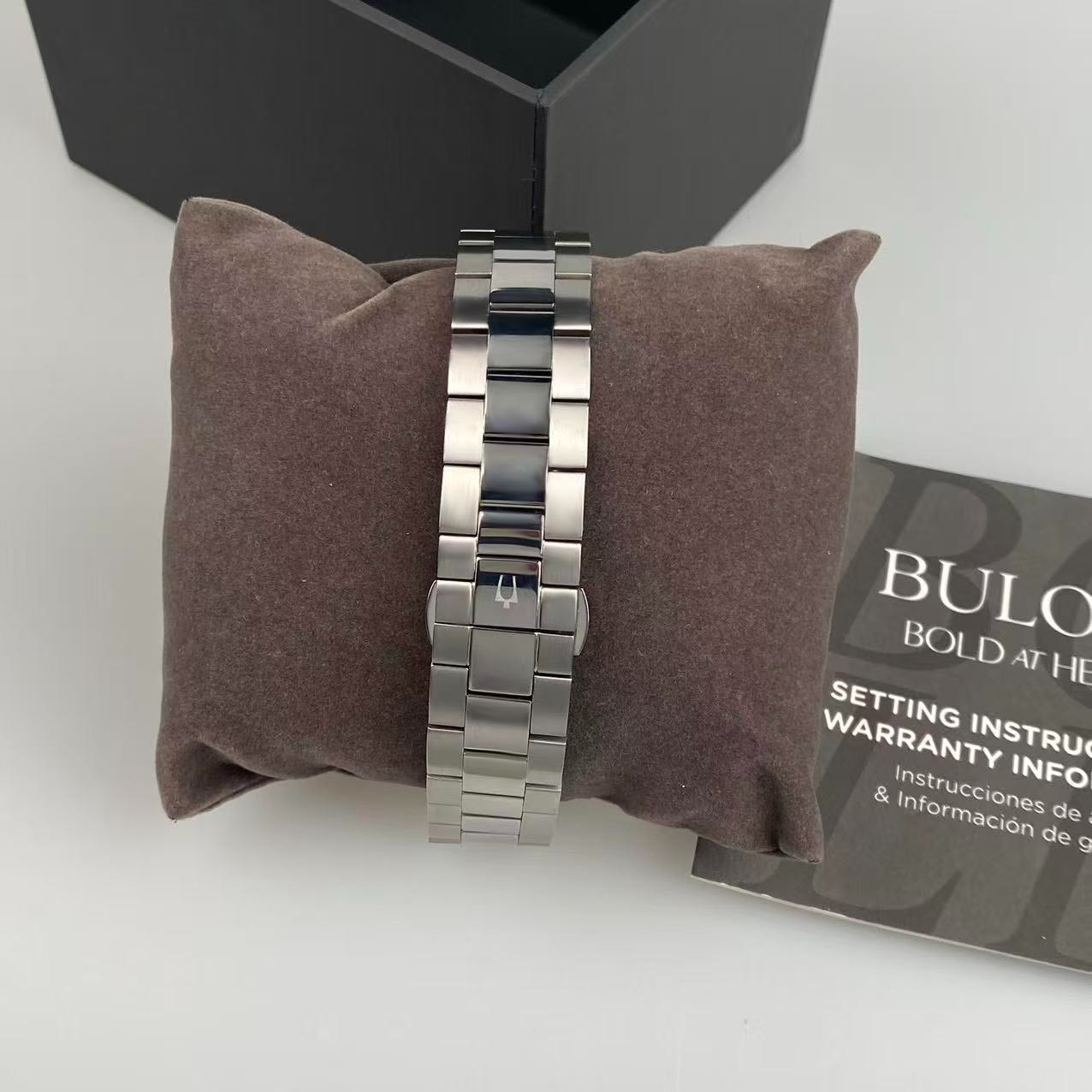 New Bulova Surveyor Men’s Automatic Watch Brown Dial Stainless Steel 39mm 96B470