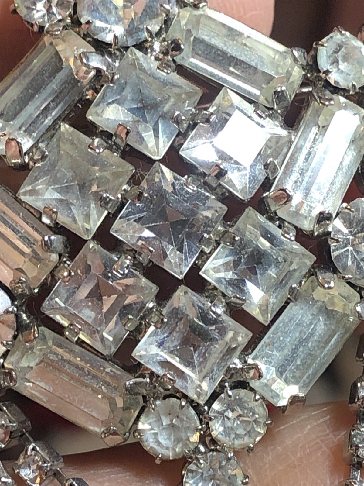 23. Vtg Silver tone Mix material White, AB, Blue Rhinestone Prong Set 5 Pins