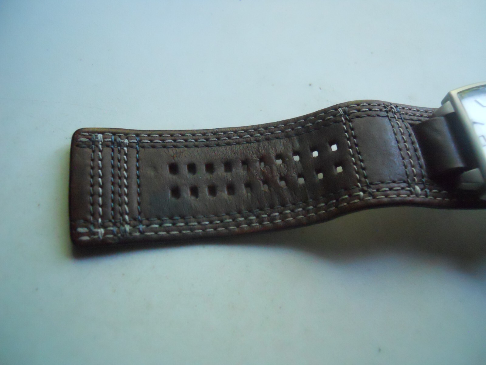 Fossil men’s wide brown leather.quartz,battery,water-resist & Analog dress watch