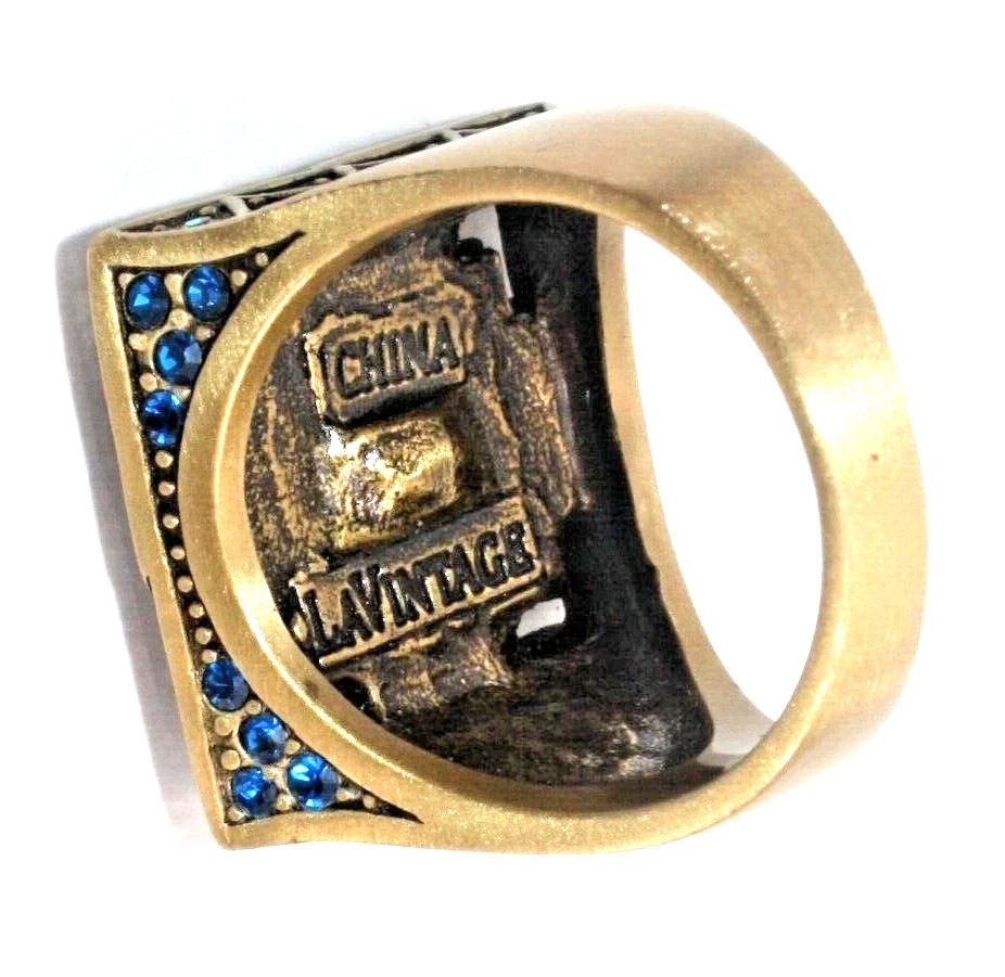 LA VINTAGE KATHY LEVINE SQUARE SHADES OF BLUE RHINESTONE SERENDIPITY RING 7 LN