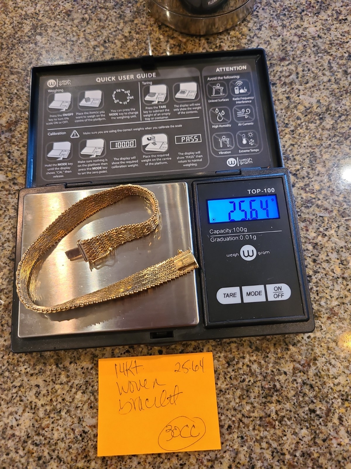 Bracelet IG 14 kt wheat woven. 25.64 g 8 in. Papers & box. Mexico