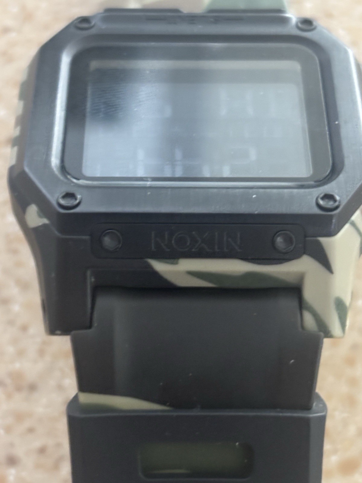 NIXON REGULUS Quartz Army Color Resin Excellent Digital Men’s from Japan