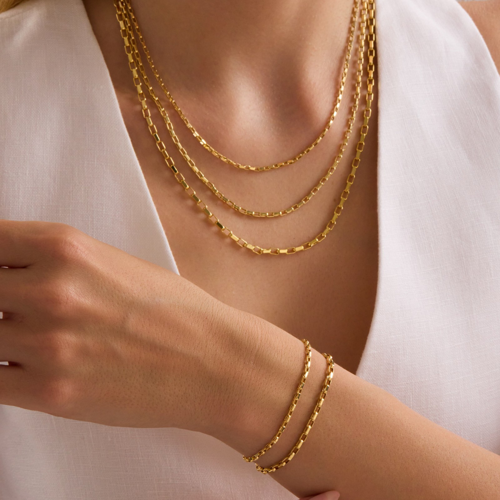 14k Gold Box Chain Bracelet