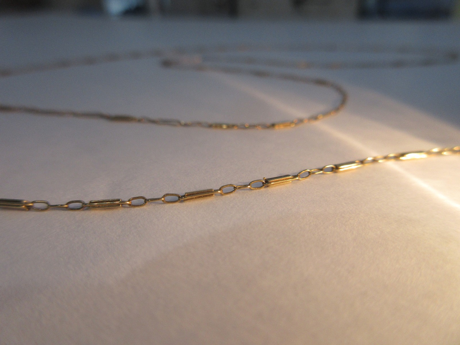 Vintage 14k Gold Chain Necklace 29″ long, 2.80 grams, very fine