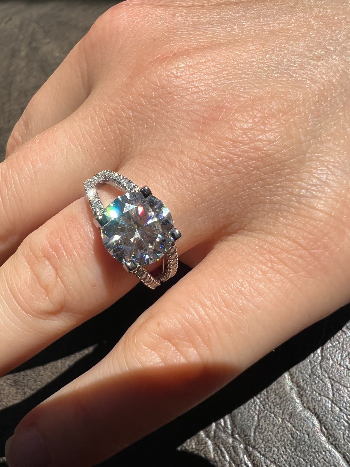 Real Moissanite Halo Engagement Promise Ring 925 Silver Diamond Test ✅ 4 Sizes