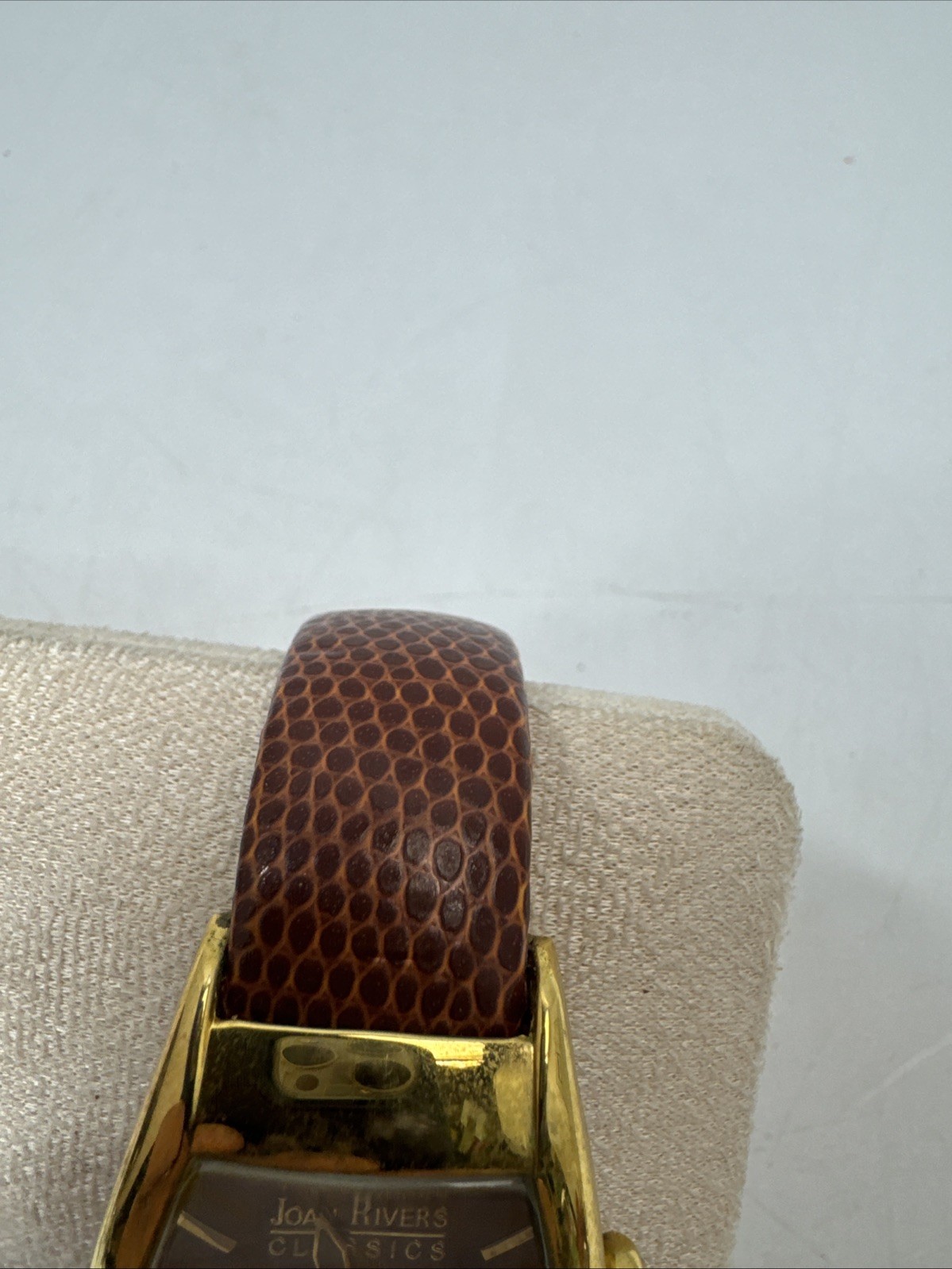 Vtg Joan Rivers Classics Watch Gold Tone Green Leather Open Cuff Bangle V377