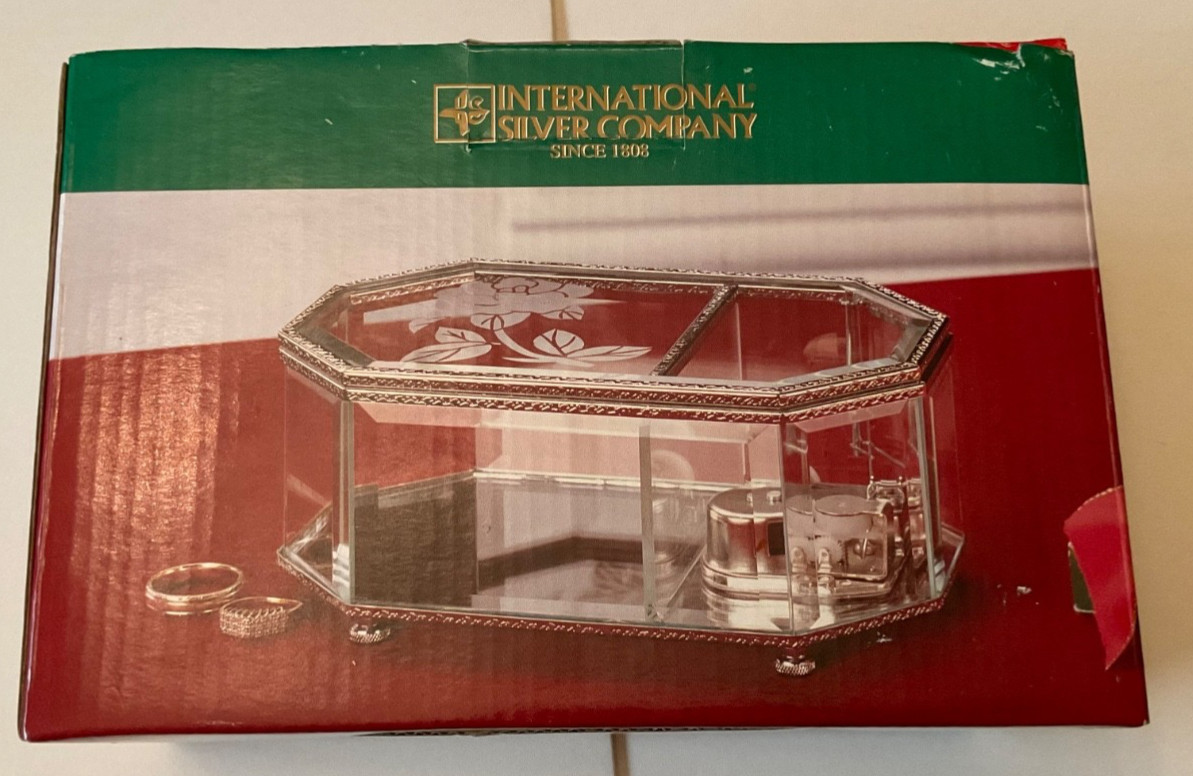 NEW NIB International Silver Company Glass Jewelry Music Box Etched Rose