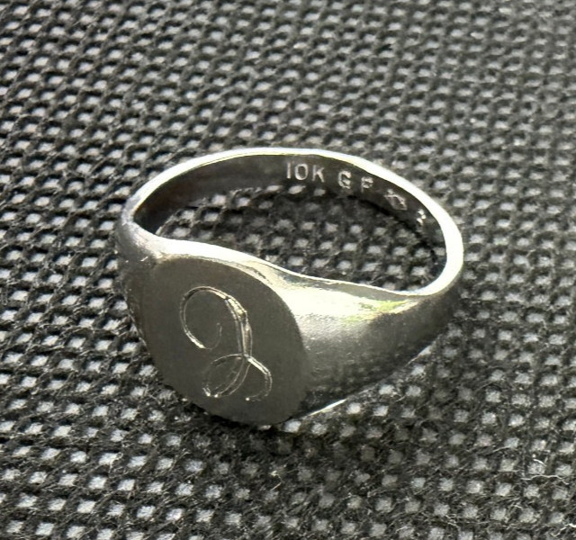 Vintage 10KT Gold Filled Stamped & Engraved Monogram “C” Ring Sz 6 VARGAS Brand