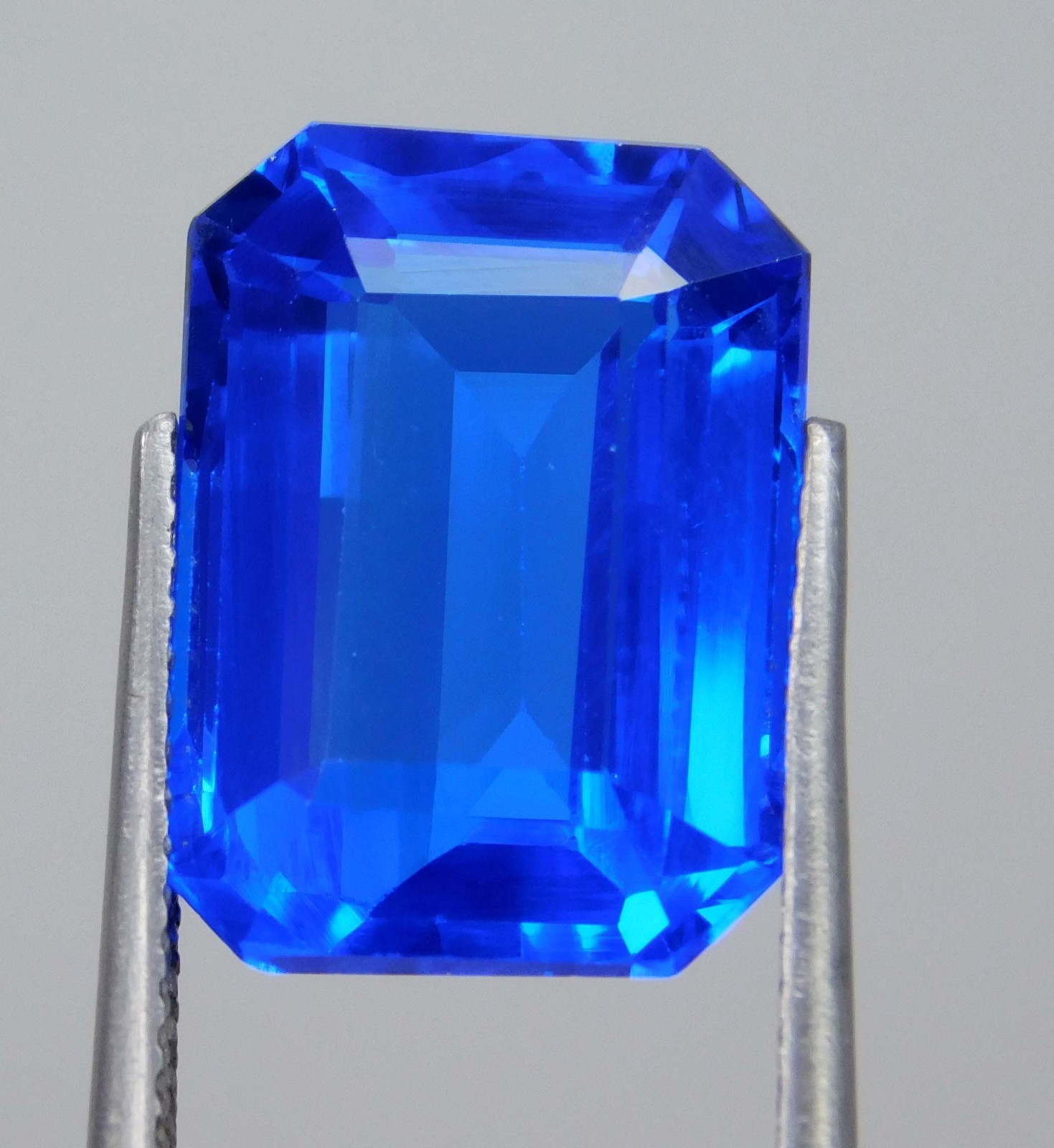 Top Quality Natural 9.85 Ct Cornflower Blue Spinel Ceylon Emerald Cut Loose Gems