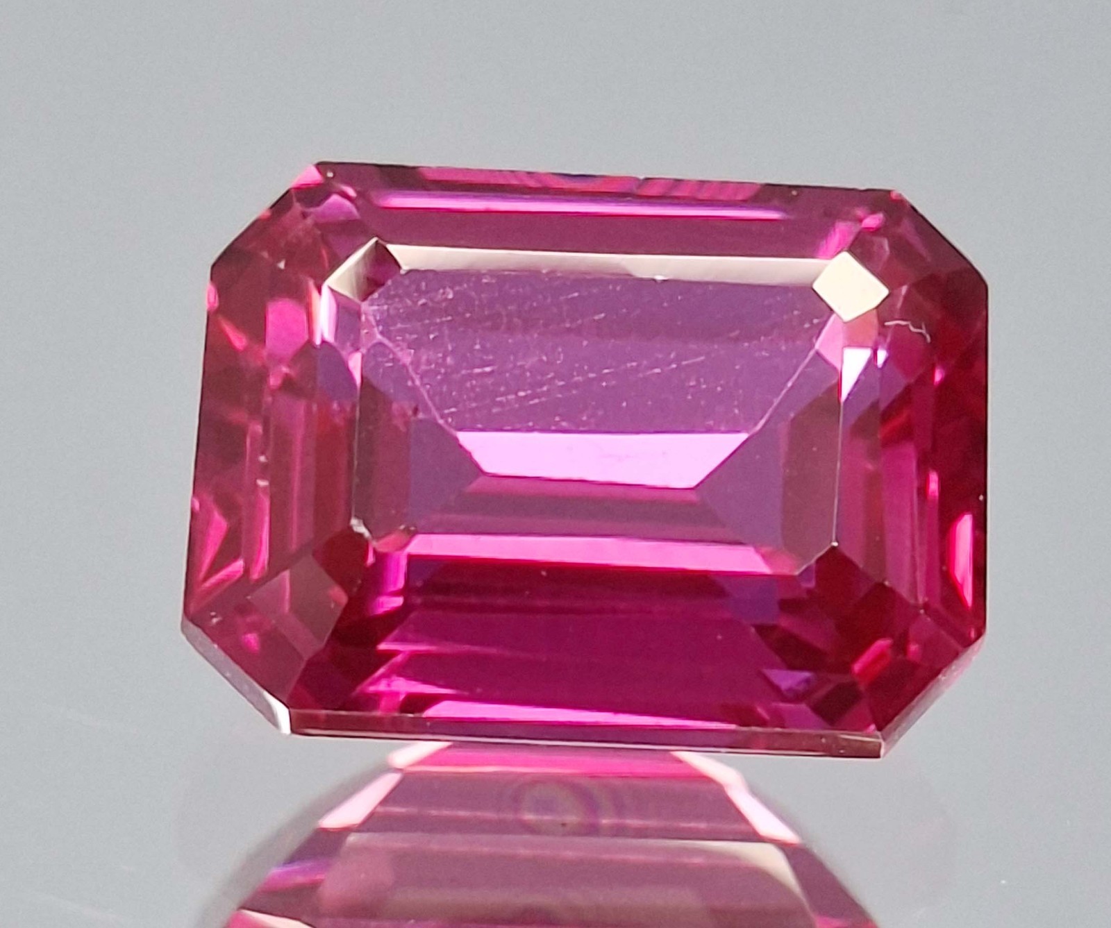 Rhodolite Garnet Natural 13-15 Ct Emerald Cut Certified Loose Gemstone SP848