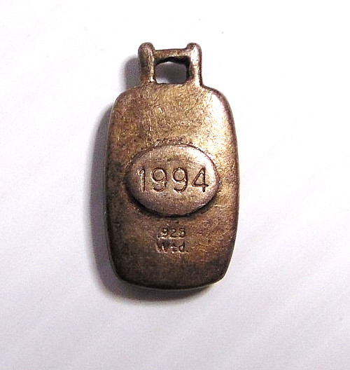 VTG 1994 HOLLOW 925 STERLING SILVER WDT 1994 PENDANT 27MM
