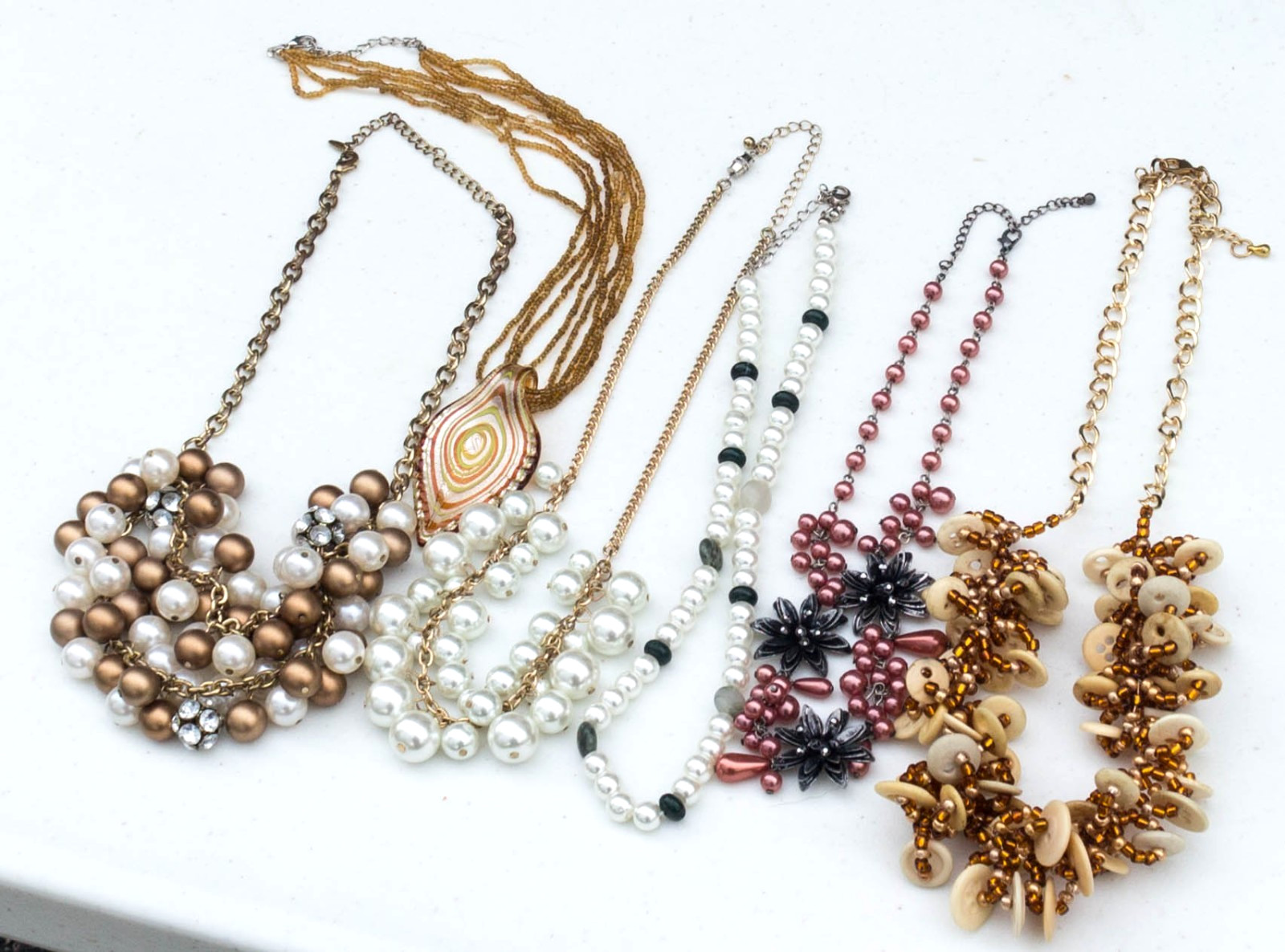 Vintage to Now Lot of 6 Pearl & Glass Bead Necklaces – 1 signed VCLM