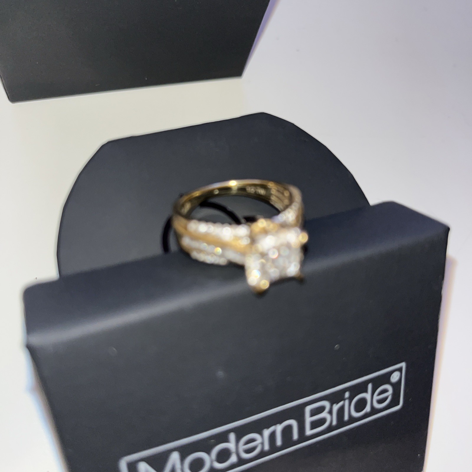 Women’s CT.T.W. 10K Yellow Gold Wedding/Engagement Ring – SIZE 7