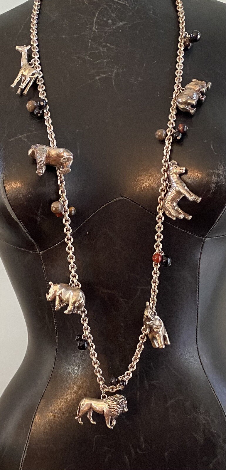 Susan Cummings Sterling Silver African Animal Charm Necklace Rolo Chain Gems 40″