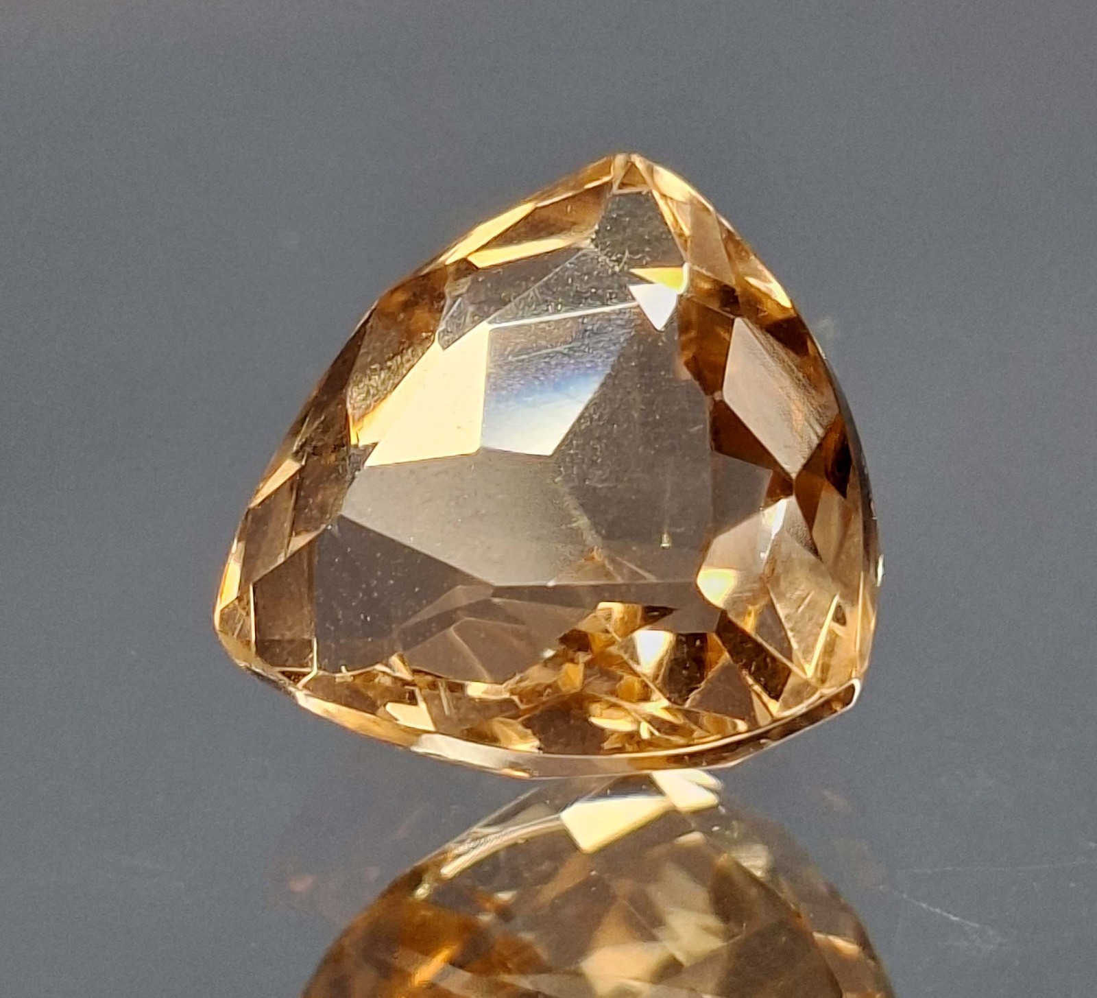Morganite Light Brown Colour Natural Trillion Cut 11-13 Ct Loose Gemstone RK871