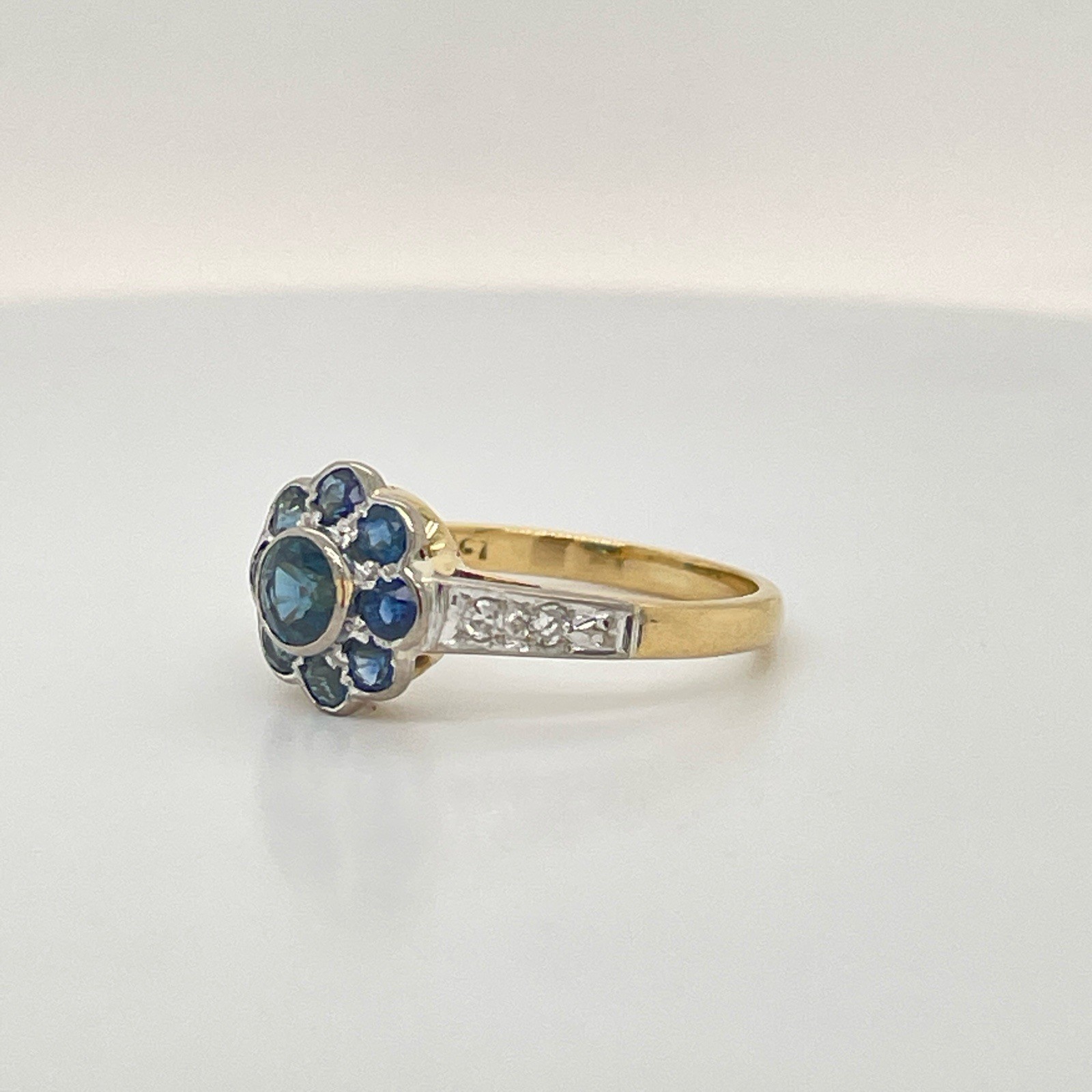 Vintage 18k Yellow & White Gold Sapphire Floral Diamond Ring Size 4 3/4 – 2.4 Gr