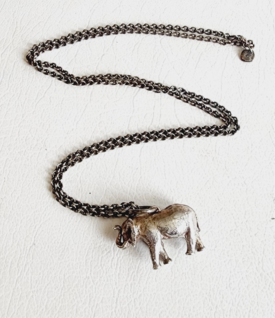 SUSAN CUMMINGS Vintage 90s Rare Sterling 3D Elephant Animal Pendant Necklace