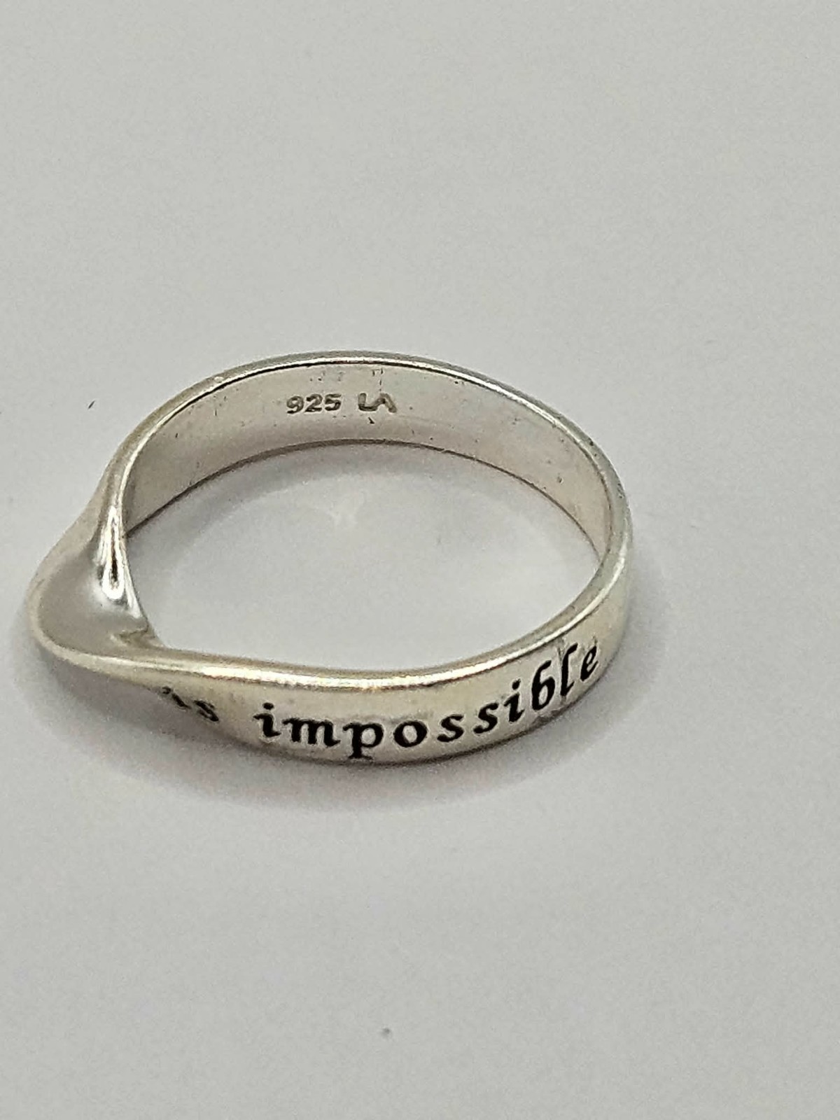 LA Sterling Silver 925 Nothing Is Impossible Twisted Quote Band Ring Size 6.5