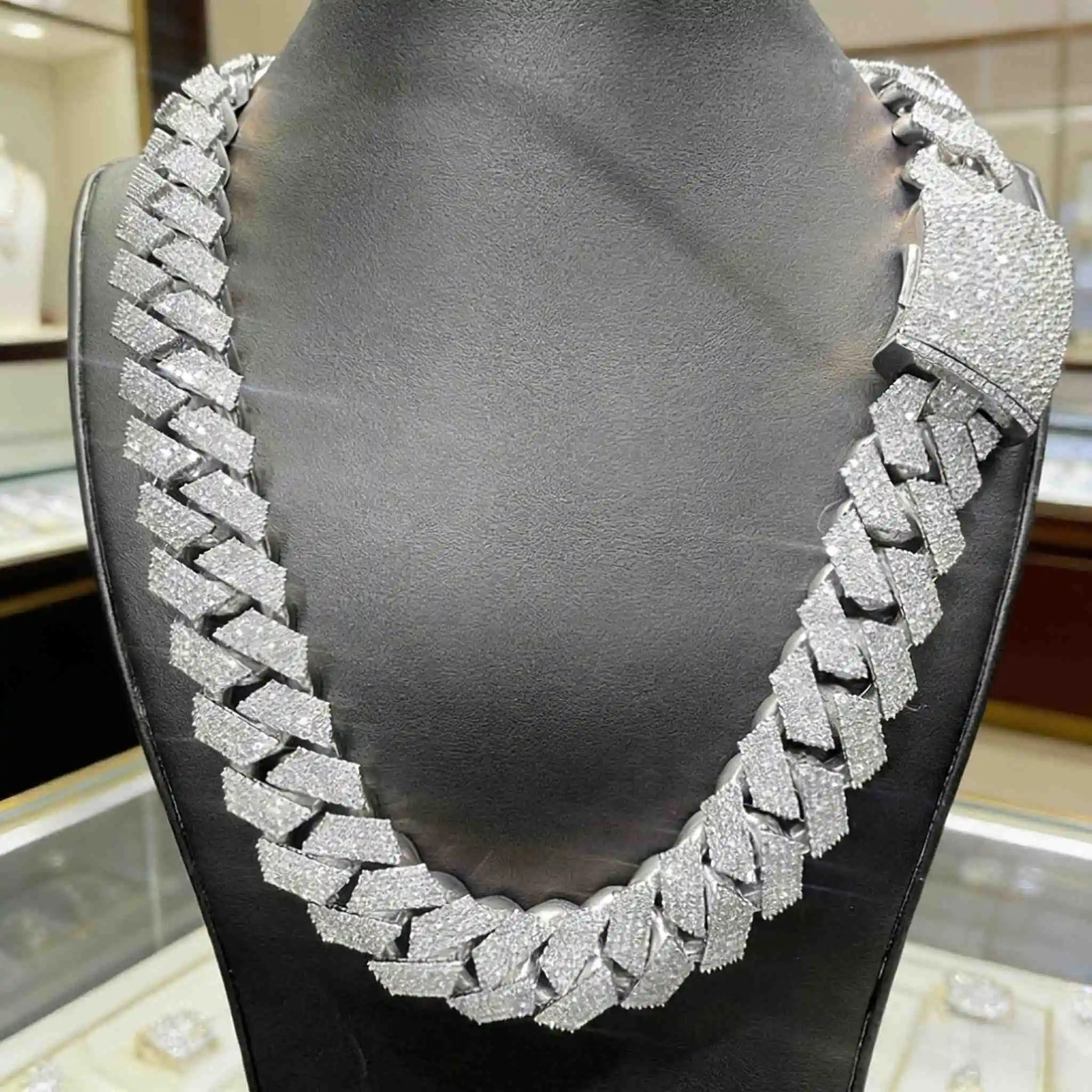 Cubic Zirconia 15mm Wide Heavy Cuban Link Necklace for Men and Women, 18K Gold P