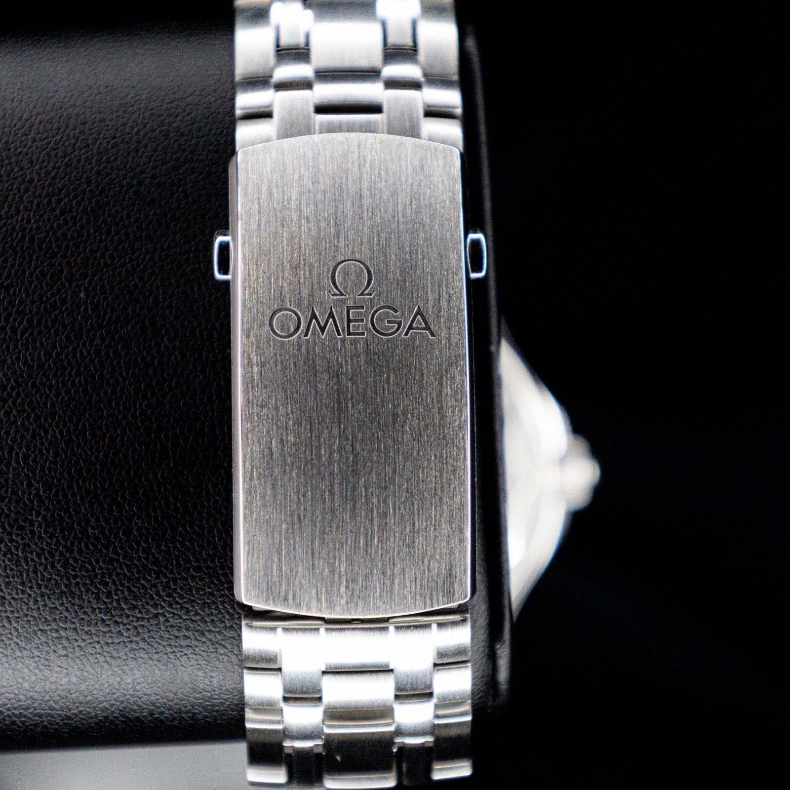 Omega Seamaster Diver 300M 210.30.42.20.03.001 Full Set Box Papers