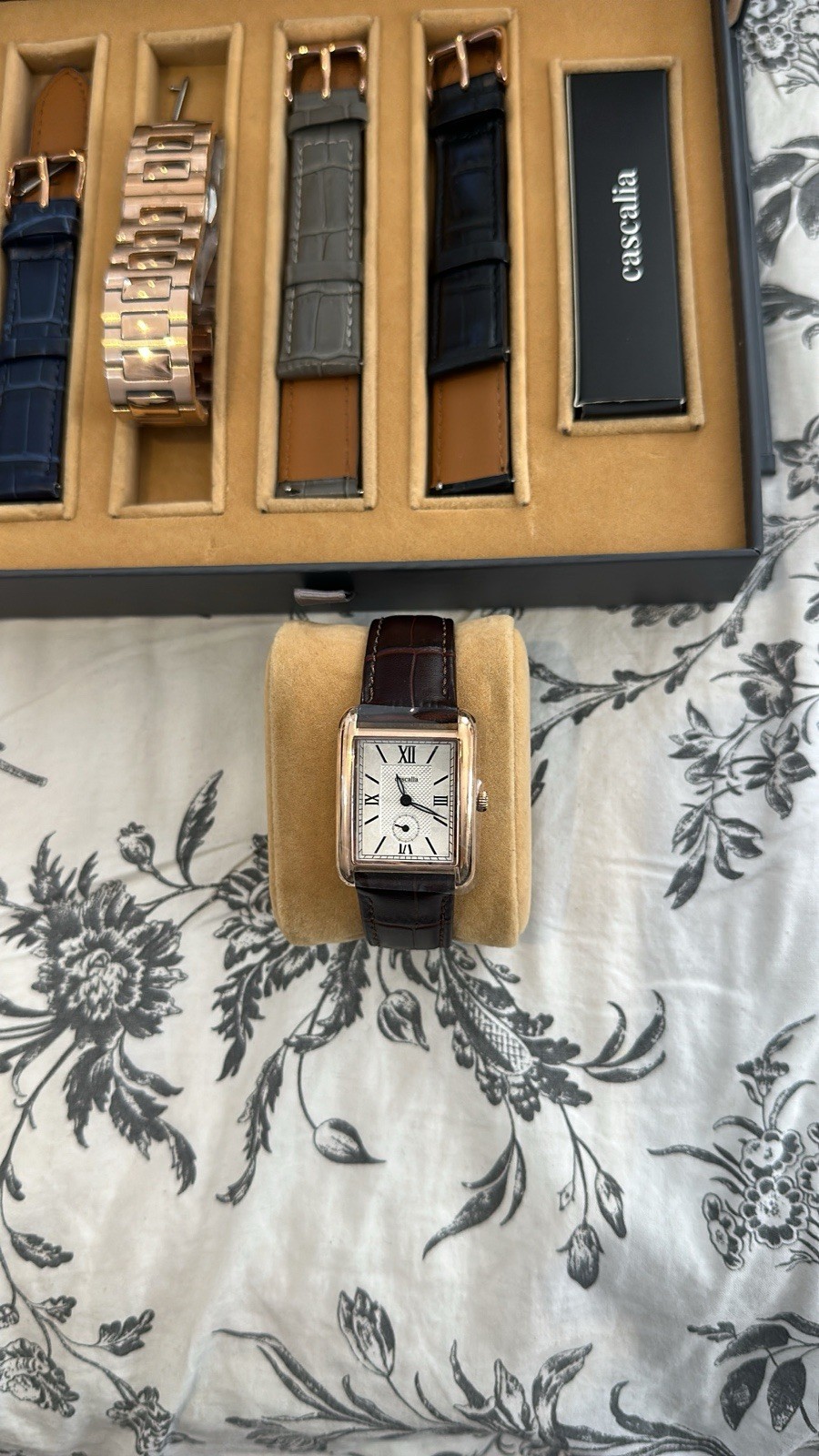 Cascalia Acro Watch In Rose Gold with White Dial Brand New