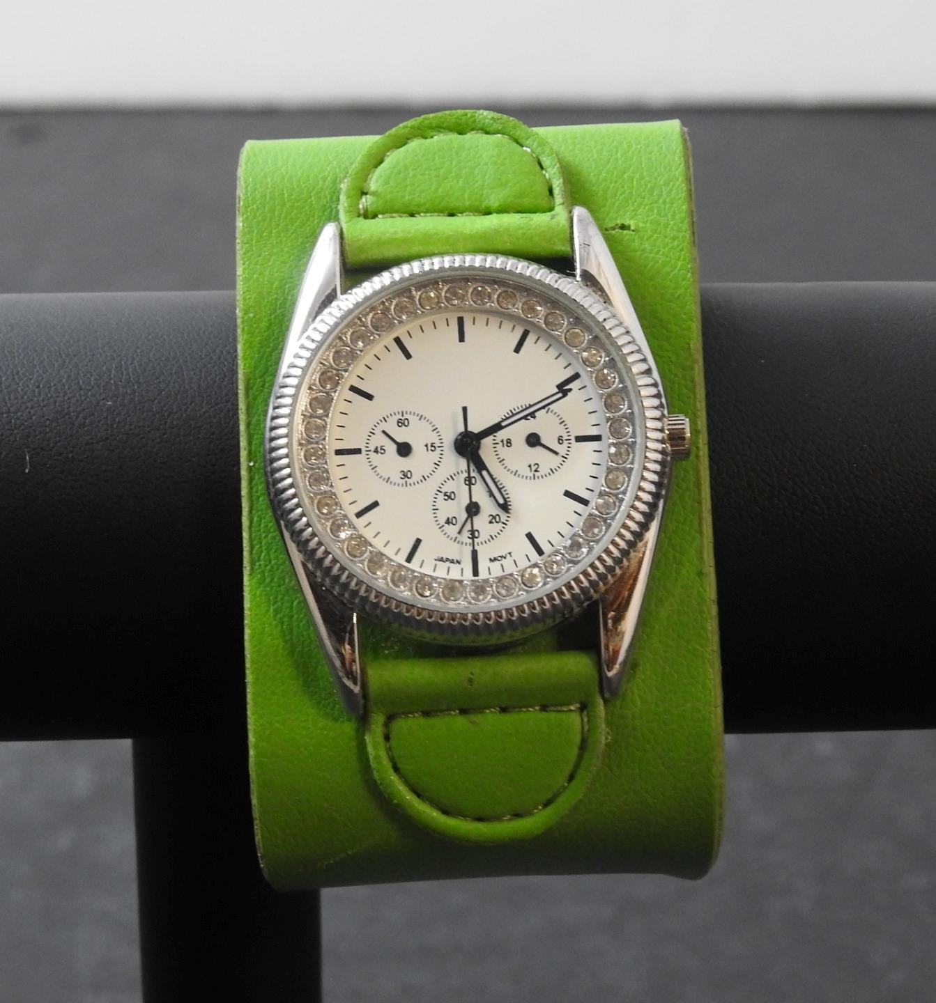 Vintage 3 Subdials Round Watch Japan Movt Rhinestone Green Needs Battery B43