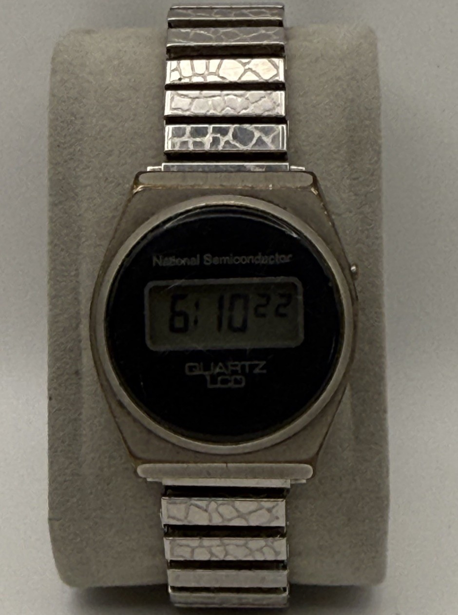 Vintage 1970s National Semiconductor T200 Tritium LCD Watch KI DNA – RUNNING