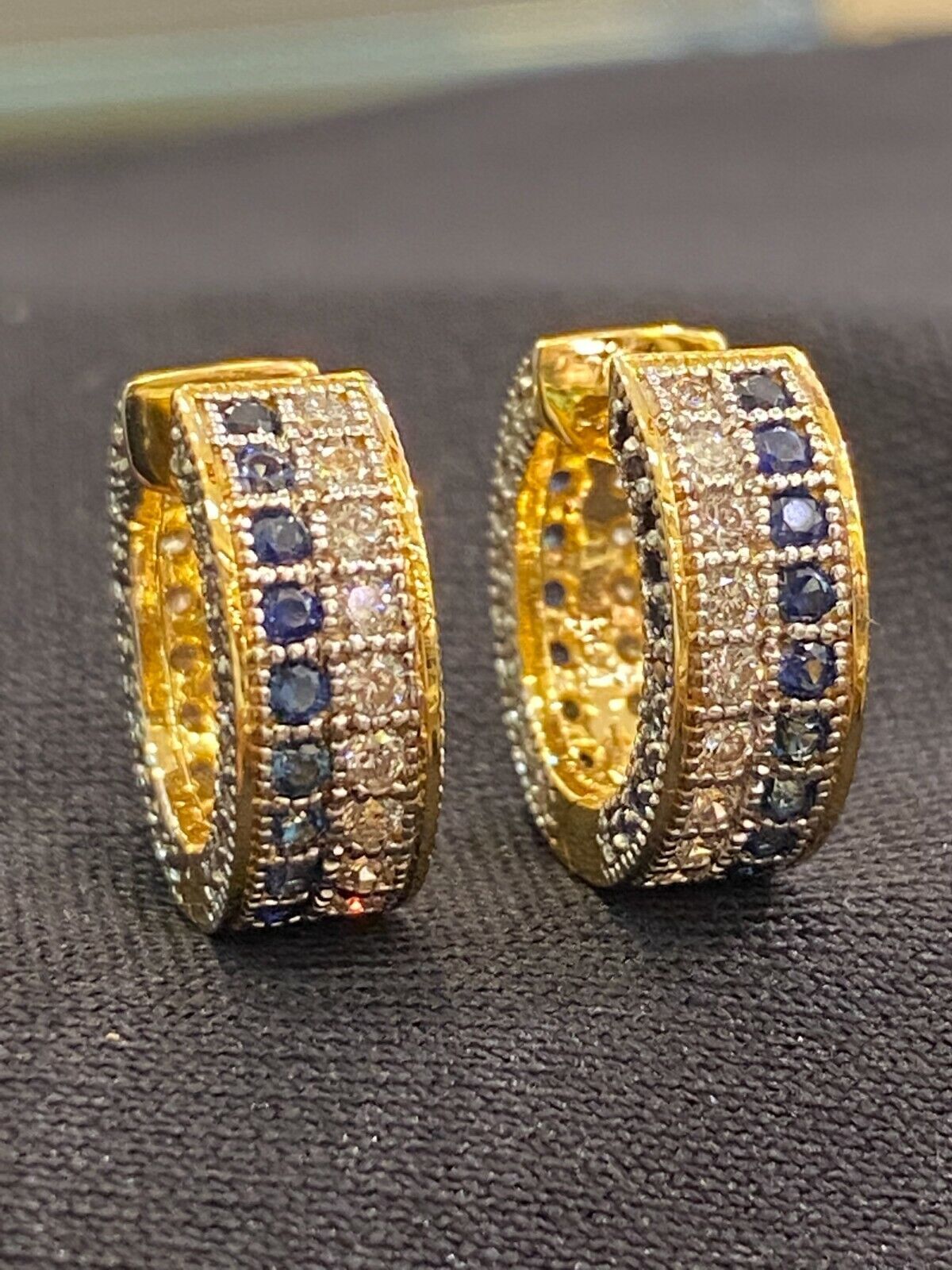 Pave 1.90 Cts Round Brilliant Cut Diamonds Sapphire Hoop Earrings In 18K Gold