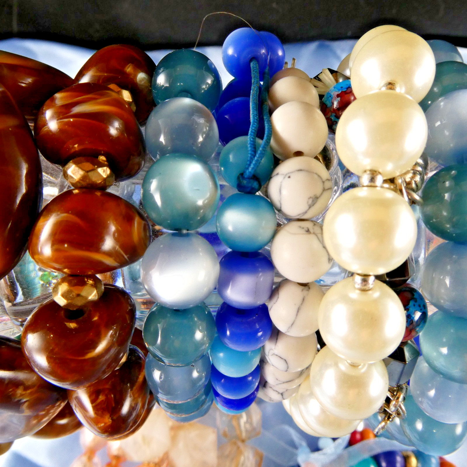 Lot of 20 Stretch Bracelets Expansion Colorful Fun to Wear Beaded Fits All Sizes