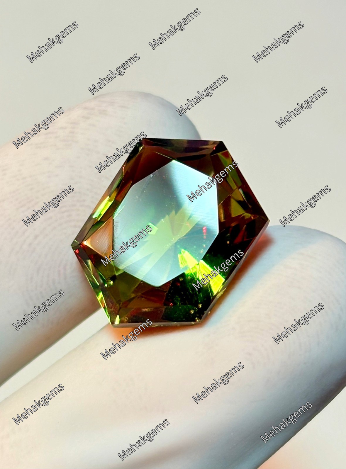 16 Ct Color Changing Zultanite Gemstone, Custom Fantasy Cut Hexagon Diaspore