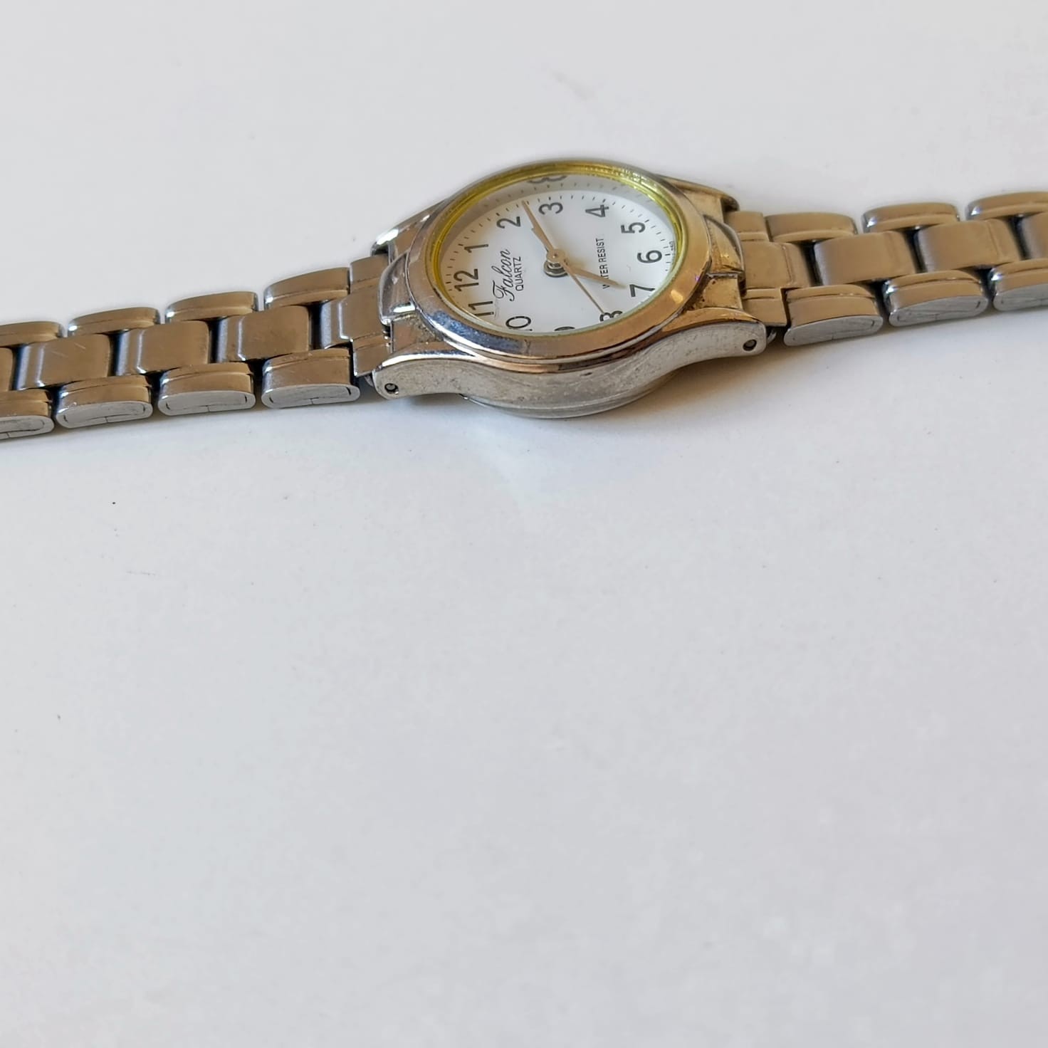 Vintage Falcon Q&Q Ladies Quartz Wrist Watch Silver Tone Bracelet Easy Read