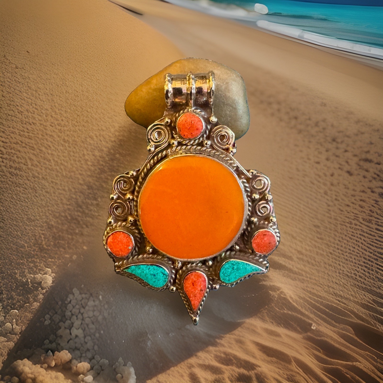 Vintage Style Handcrafted Amber Resin & Inlay Stones Pendant Set In Silver 30gr