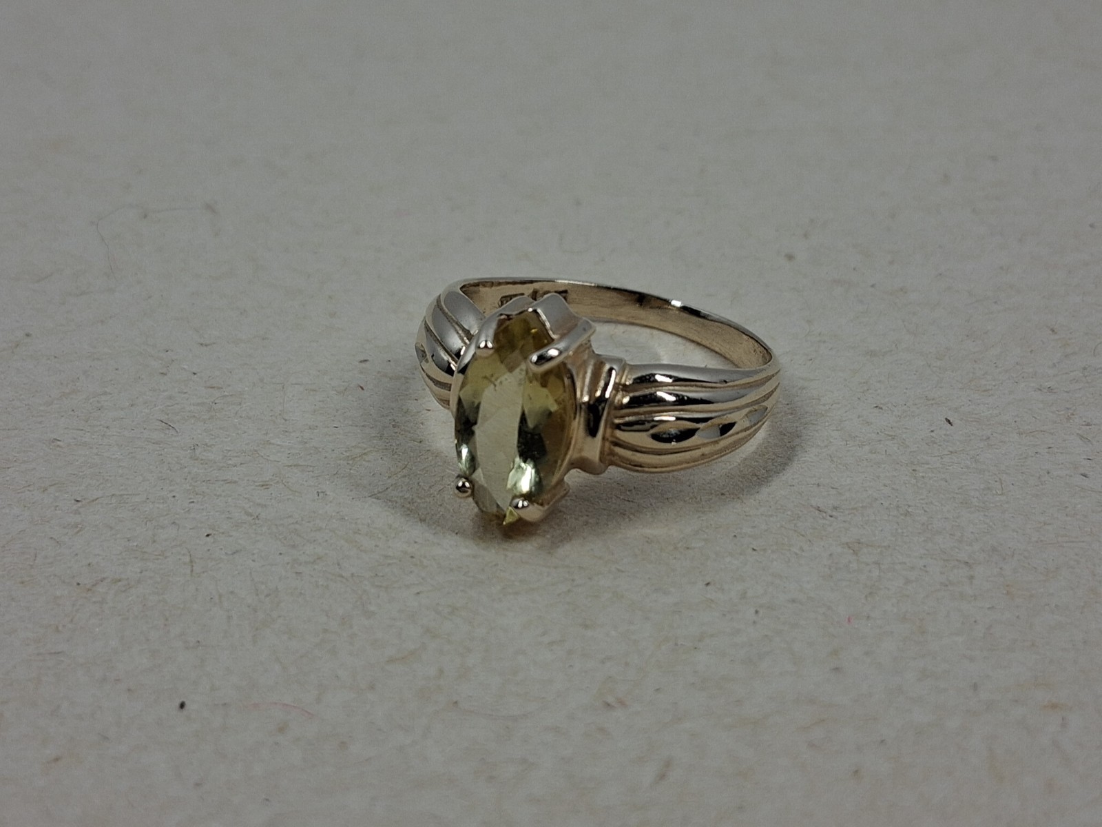 Vintage 14K Yellow Gold Marquise Lemon Quartz Statement Ring 3.29g Size 7.75