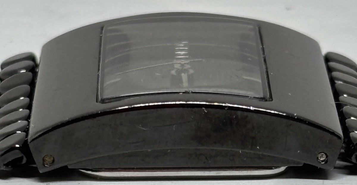 DKNY 32mm Black Case Black Stainless Steel Women’s Watch NY8116 New Battery