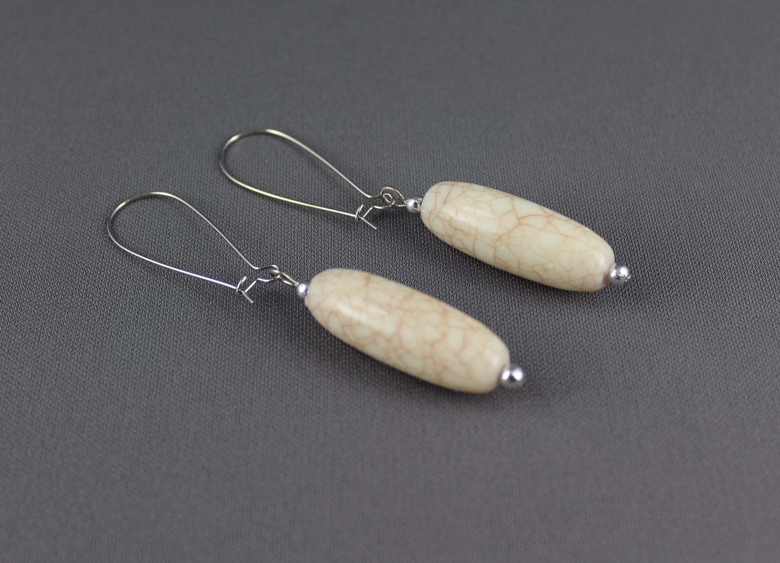Cream Silver oval bead dangle earrings kidney wire dangly oblong beads