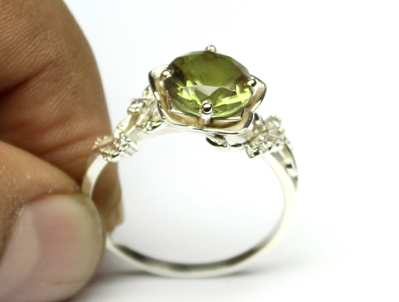 Genuinely 4 Color Change Zultanite Ring, Alexandrite Sterling Silver Flower Ring