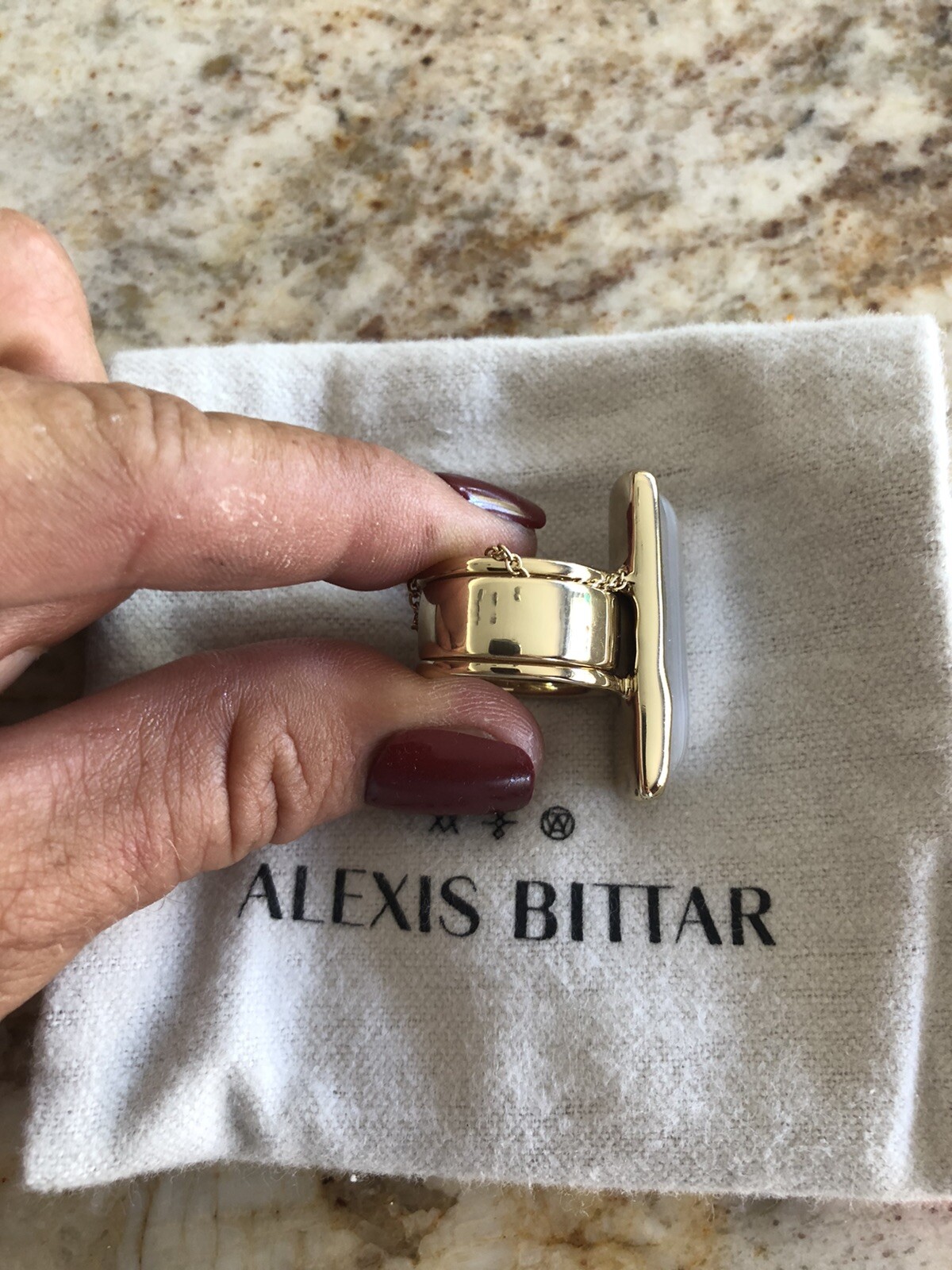 100% Authentic Alexis Bittar Elongated Silver Lucite Double Band Ring Size 7ish
