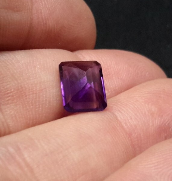 2.50 ct FLUORITE Faceted Gemstone 9x7x4.5 mm