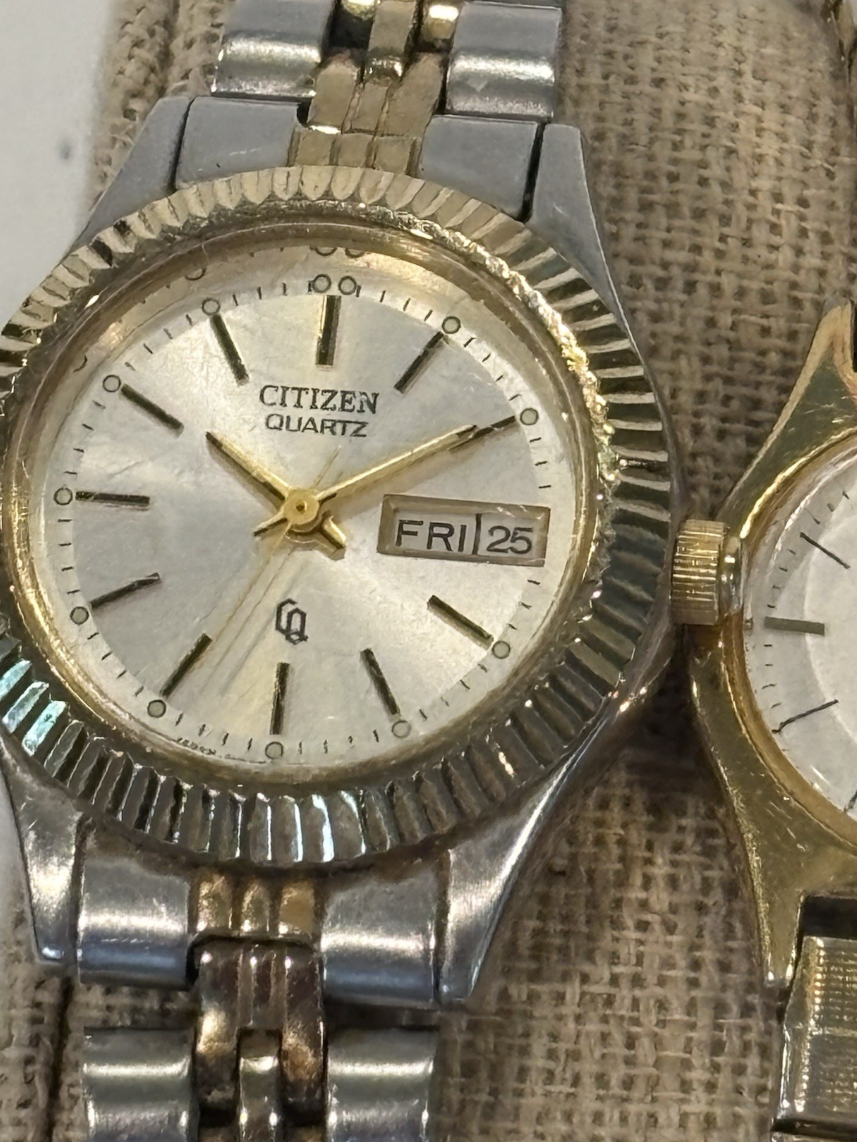Lot Of 4 LADIES WATCHES- SEIKO PULSAR LORUS CITIZEN- Need Batteries