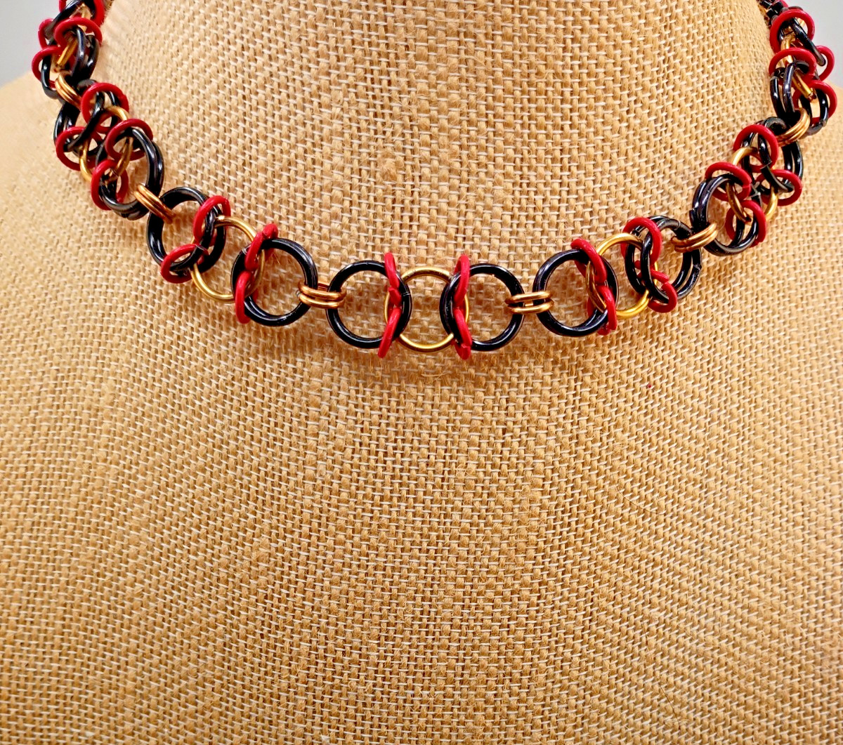Crown of Thorns Chain Choker for All Adults in Black, Red & Gold Stainless Steel